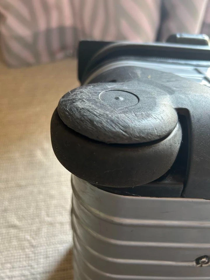 Maleta de transporte Rimowa Salsa 35L gris 2 ruedas Foto 4 de 4