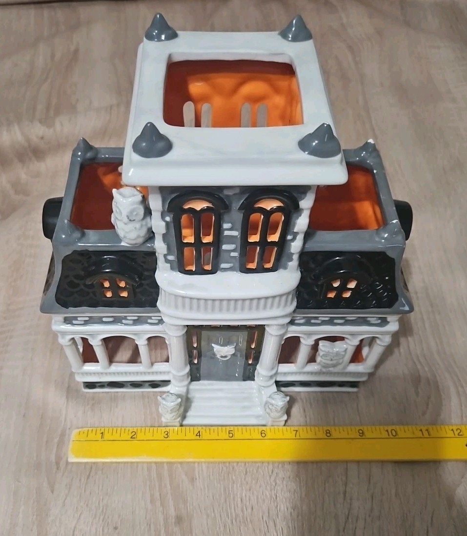 Bath & Body Works Haunted House Luminary Tea Light Candle Style Halloween Owls