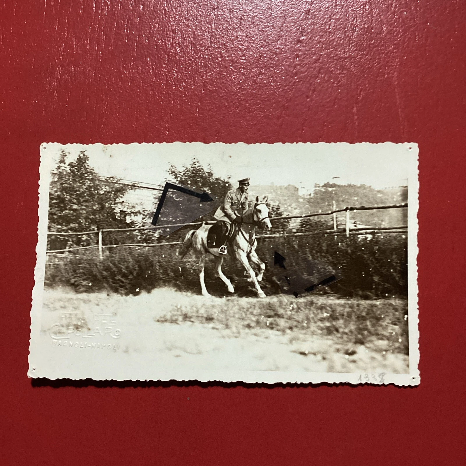 Foto 1 di 2