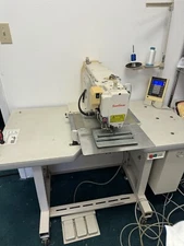 SunStar Computer Programmable Pattern Sewing Machine