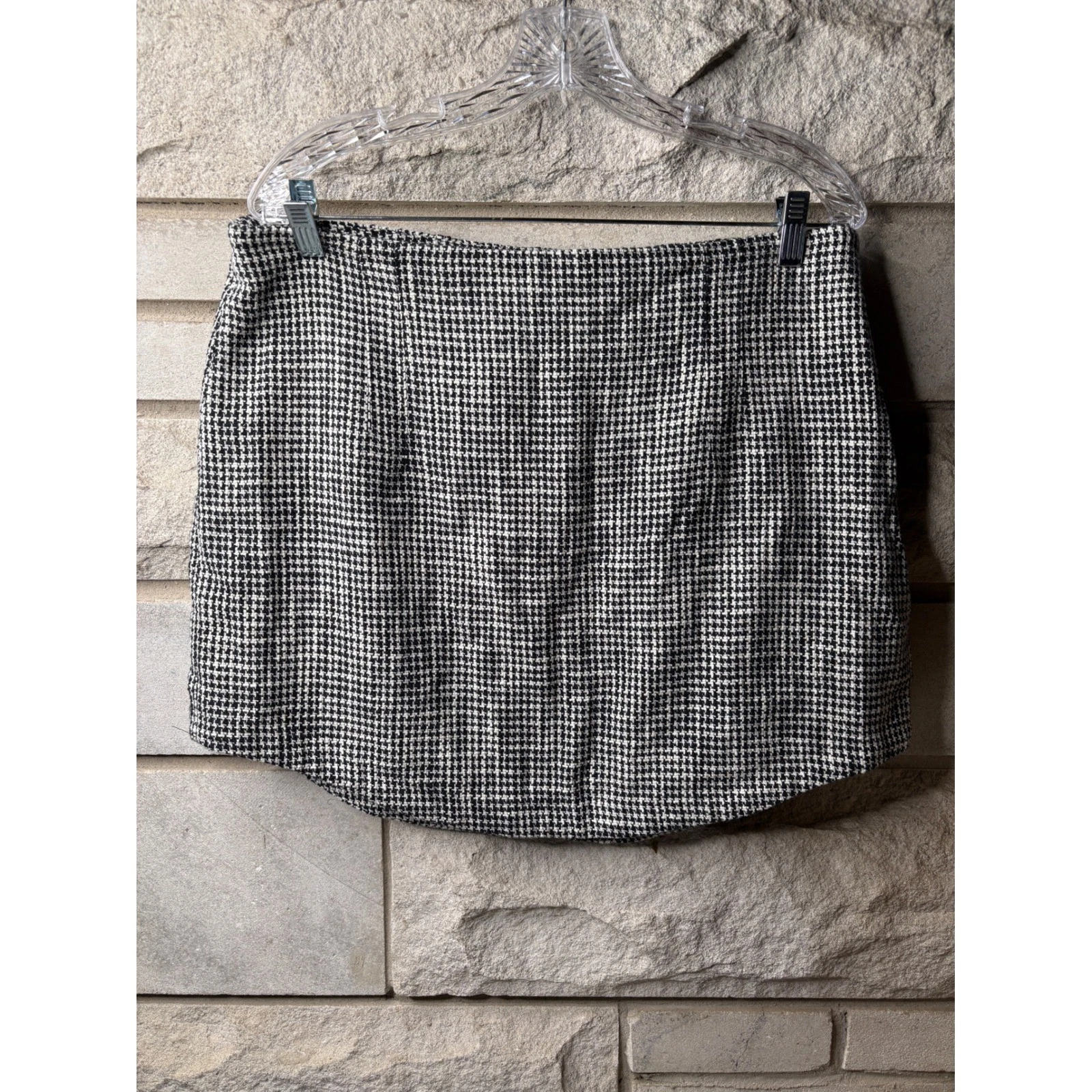 Abercrombie & Fitch Black White Houndstooth Tweed Mini Skirt Curved Hem Size L