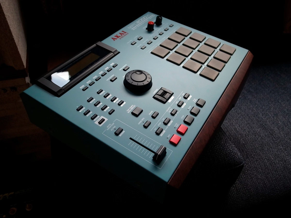 Preços baixos em AKAI MPC 2000 XL | eBay