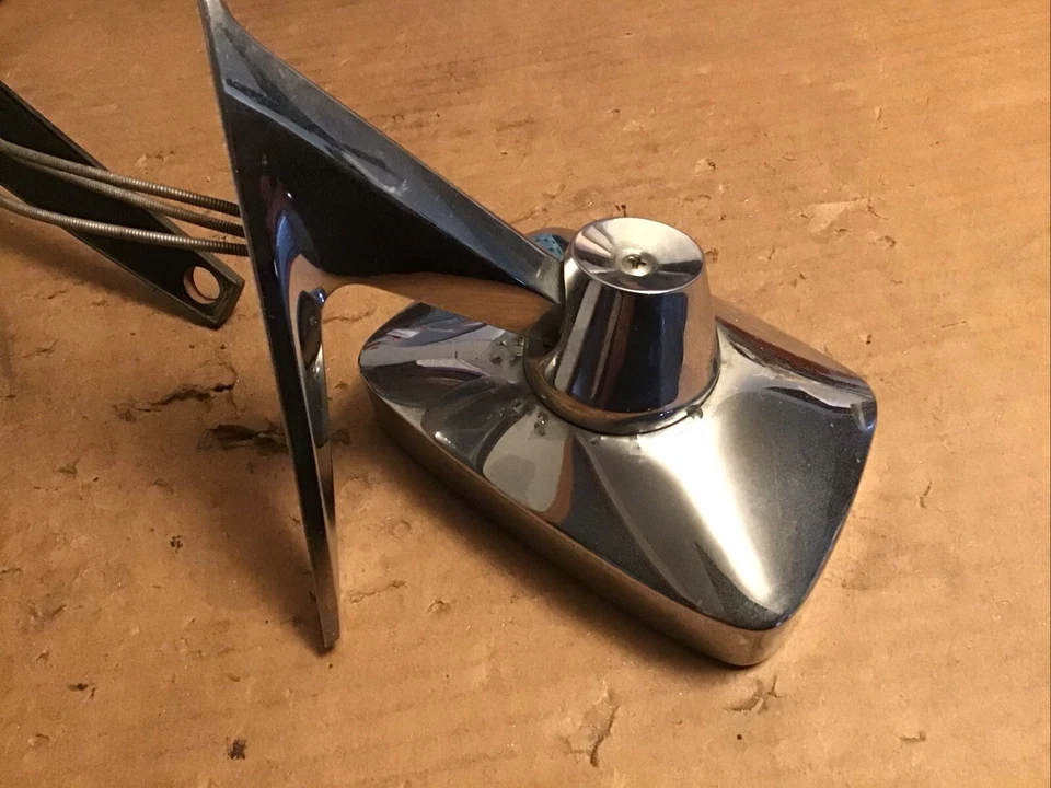 Оригинальное дистанционное наружное зеркало для Ford Galaxie & Fairlane 1967-68 годов выпуска  - Изображение 2 из 4