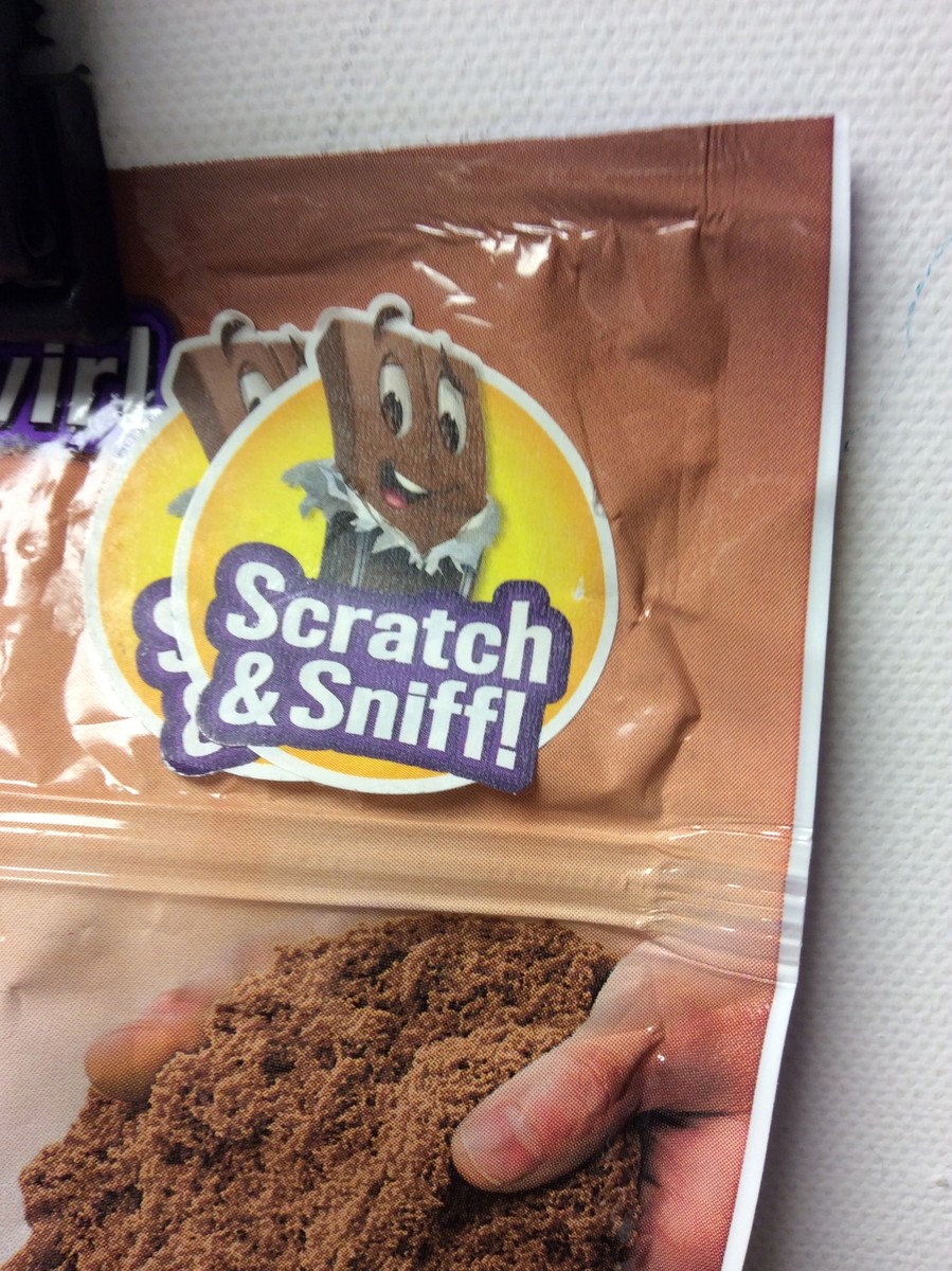 バスソルト　choco Kinetic Sand Scents Chocolate 8 Oz Bag Scratch & Sniff Made with