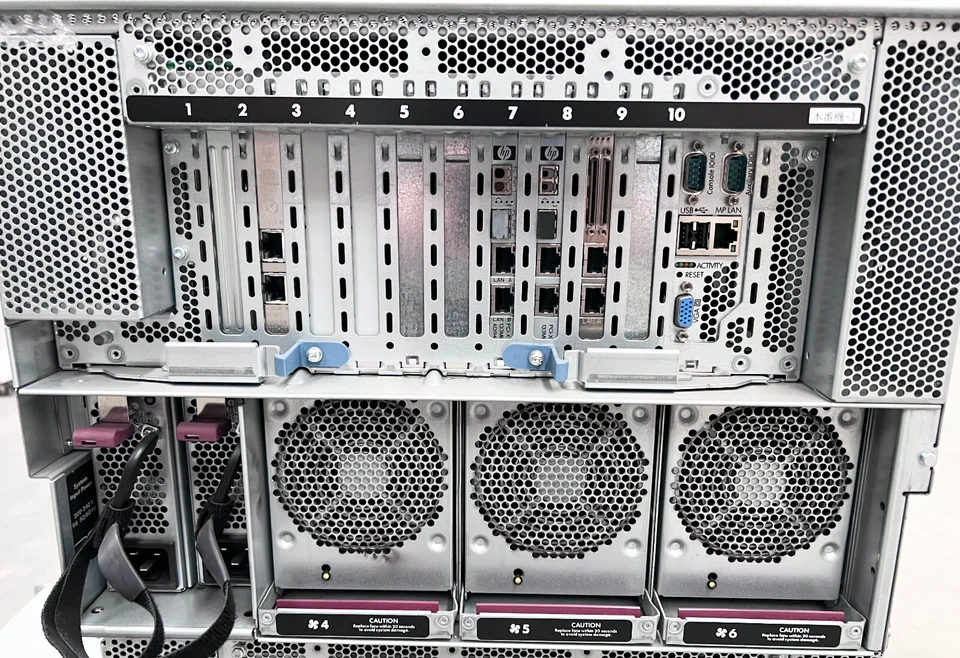 HP integrity RX6600 Server AD133A 4x D389-2100C Processors 32GB mem "SOLD AS IS" - Image 4 of 4