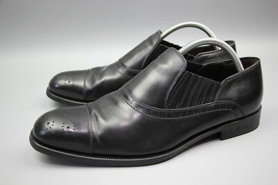 SALVATORE FERRAGAMO Men display picture 3