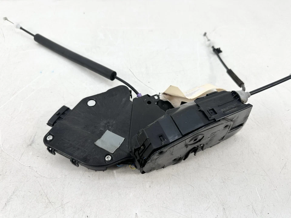 2010-2015 JAGUAR XJ XJL ЛЕВЫЙ ВОДИТЕЛЬ ПЕРЕДНЯЯ ДВЕРЬ ЗАМОК ЗАЩЕЛКА ПРИВОД OEM - Изображение 2 из 4