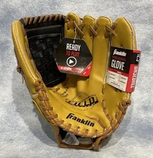 Franklin FIELD MASTER - 12.5" - TAN/BLACK - RIGHT HAND THROW - FIELDING GLOVE