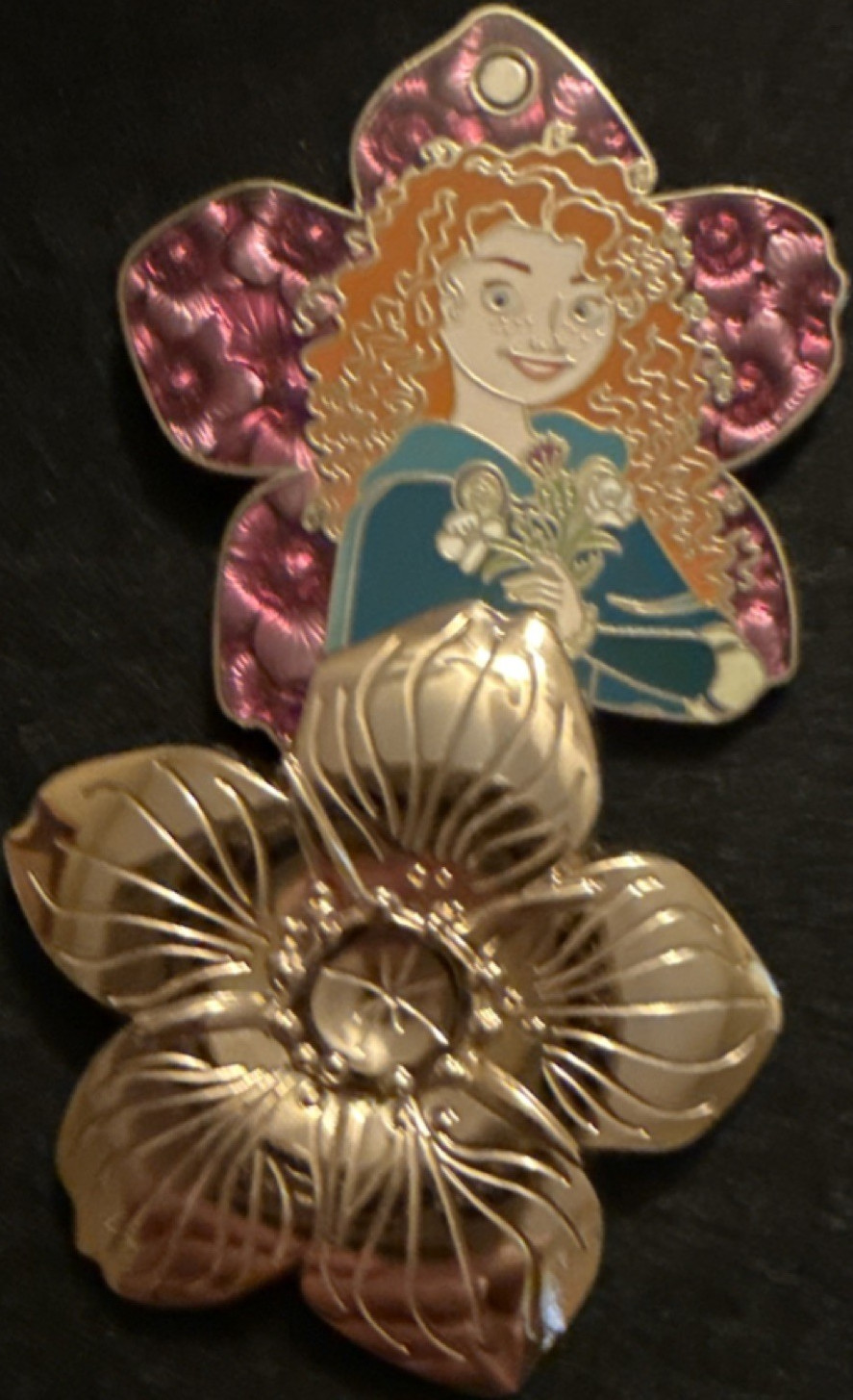 Disney Limited Edition 4000 Flower Design Brave Merida Pin 