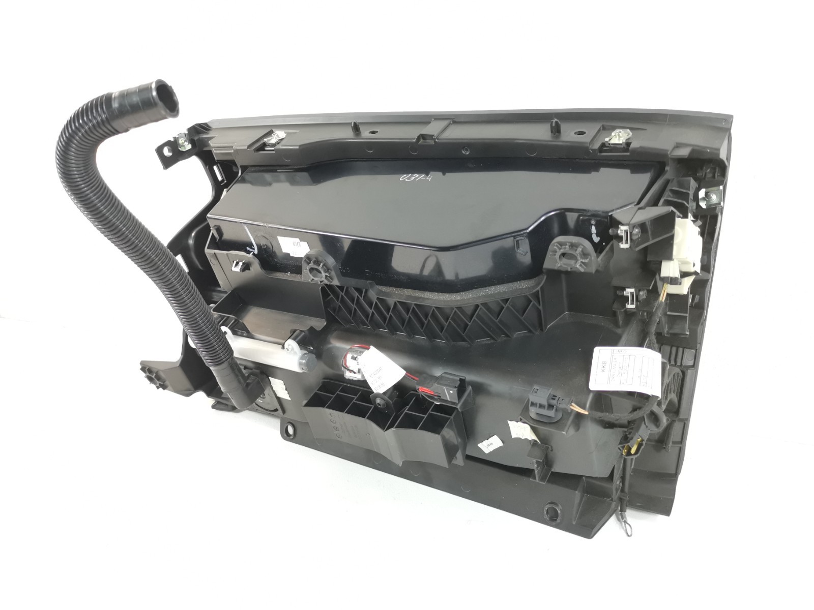 Maserati Ghibli 2019 M156E 3.0 L GloveBox Storage Lid Compartment Trim OEM