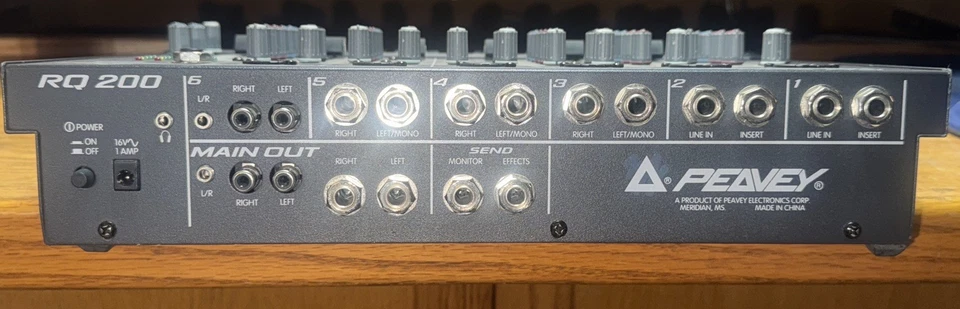 Peavey RQ200 Reference Quality 6-Channel Audio Mixer W/PSU And New Batteries - Image 3 of 3