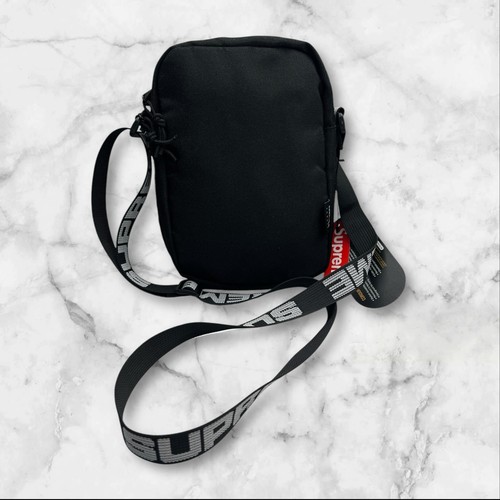 Supreme Shoulder Bag (SS18) Black - Picture 2 of 3