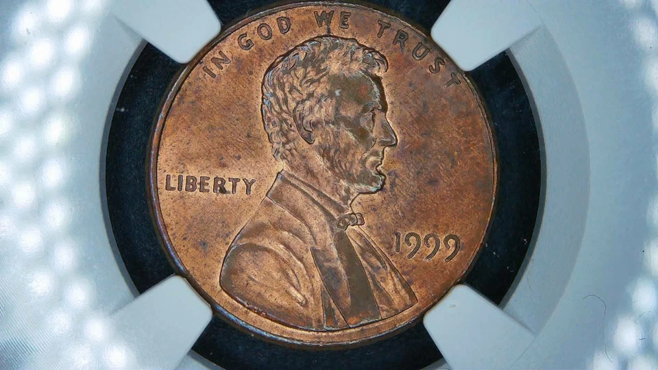 1999-P Lincoln Memorial Cent ""Wide AM"" **Graded NGC As MS 63 RB** Great Slab - Image 3 of 4