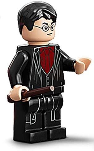 LEGO Harry Potter Minifigure split from 75969
