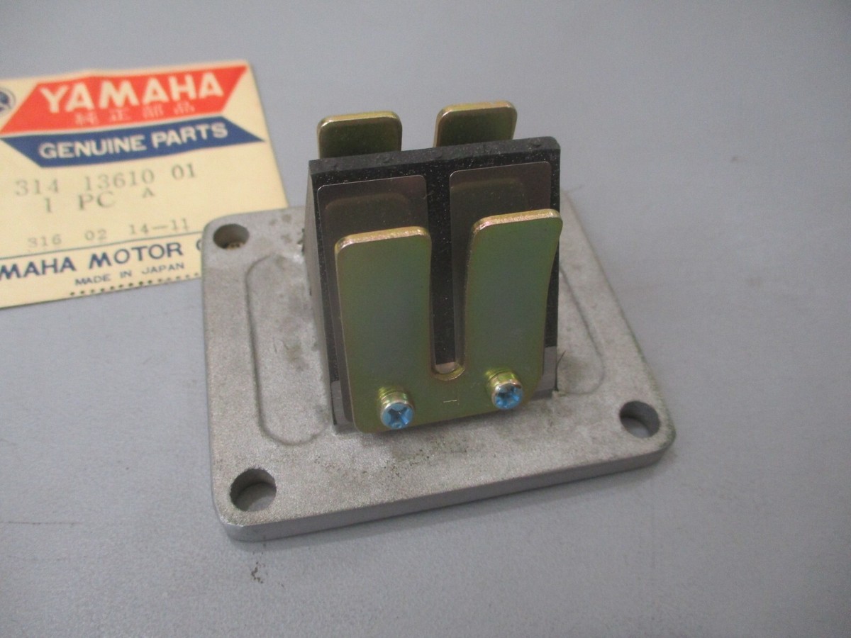 s-l1200.jpg s-l1200.jpg