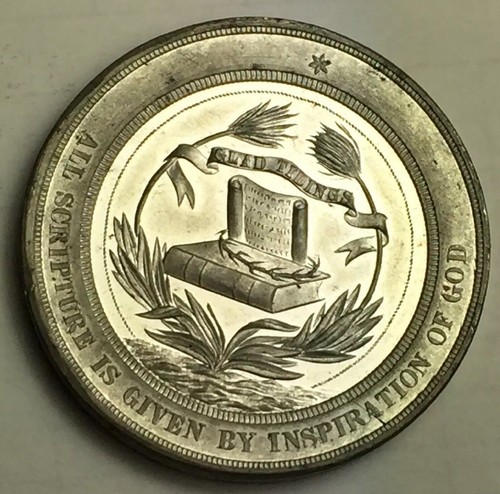 Religious Medal - 2 Timothy 3:16 & Proverbs 8:17 - Picture 3 of 4