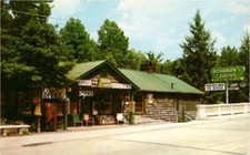 Postcard TN Gatlinburg Tennessee Bohanan's Craft Shop & Cabins 1960S Postcard