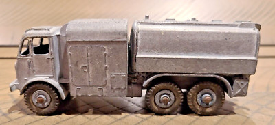 Dinky 642-G-2 RAF Pressure Refueller 1957 - 1962 Vintage