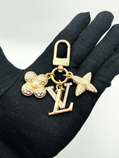 Louis Vuitton Gold Tone LV Logo Key Chain Rhinestone Faux Pearl Flower Charm
