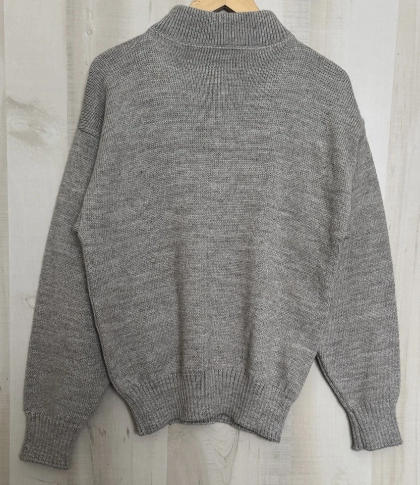 VTG LL Bean High Trek Yarn Henley Sweater Shooting Hunting Patch Medium Gray USA - Image 2 of 4