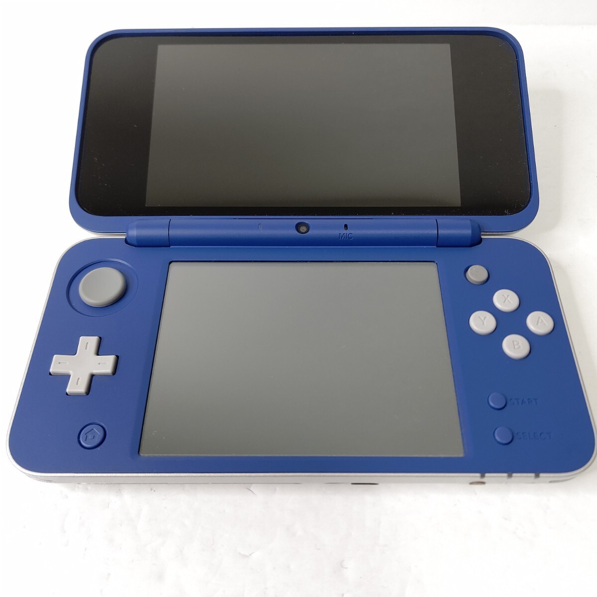 任天堂 - 【任天堂】2DS LL ゼルダの伝説 任天堂、ゼルダの伝説デザインの「New Nintendo 2DS LL HYLIAN