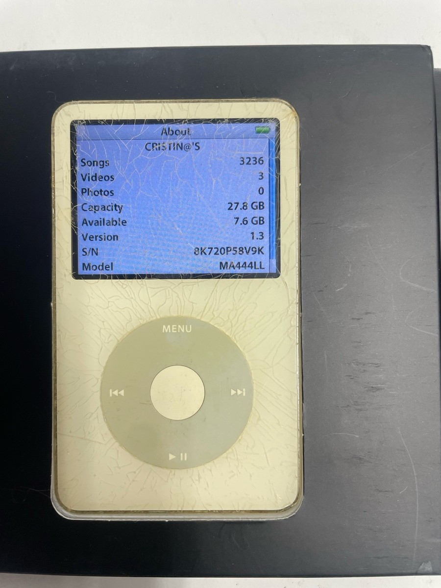 Apple iPod classic 5th Generation White (30 GB) ma444ll With Box