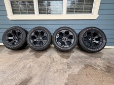 2025 Dodge Ram 1500 Factory 20 Wheels Tires OEM 2680 RIMS 5YD56TRMAA BLACK CLAD