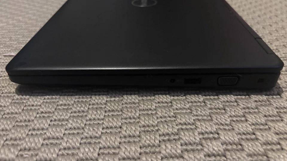DELL LATITUDE 5480 Intel CORE I5-6300U 2,4GHz | 8Go RAM | 256Go SSD | WIN10 - Photo 4/4