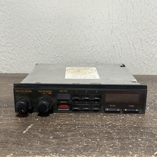 AE3130TY3 Fujitsu Ten Limited Radio Head Unit 0600226 GE77 66 9W0 AM FM UNTESTED - Picture 1 of 9