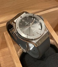 Hublot Classic Fusion Racing Titanium 42mm Rubber Band Men Watch 542.NX.7071.RX 2