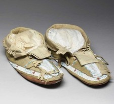 Native American vintage beaded Moccasins plains