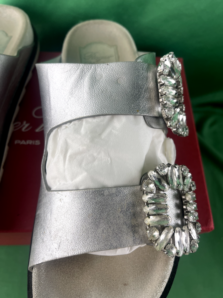 サンダル・ミュール ROGER VIVIER 'Slidy Viv' rhinestone sandals Silver Slidy Viv' embellished sandals in silver - Roger Vivier