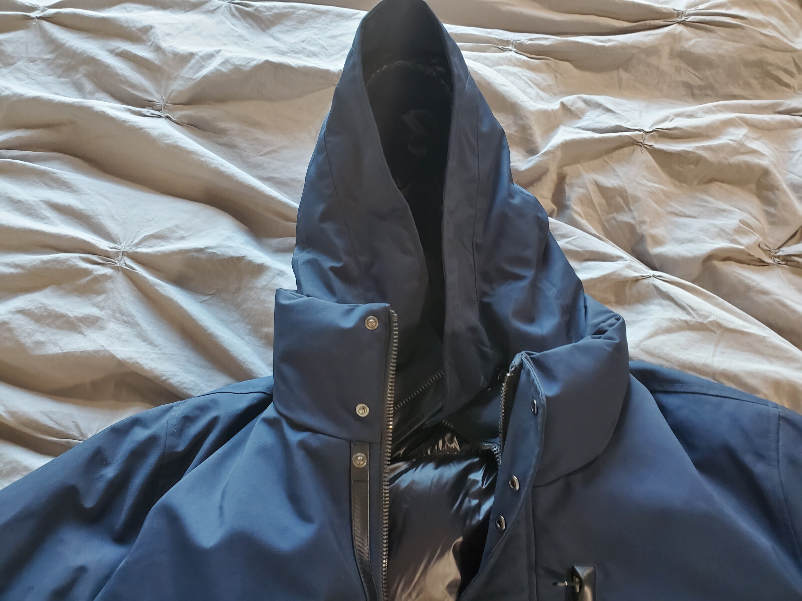 Mackage Dixon Men's Navy Blue Down Bomber Jacket Removable Hooded Bib Size 44 image 4
