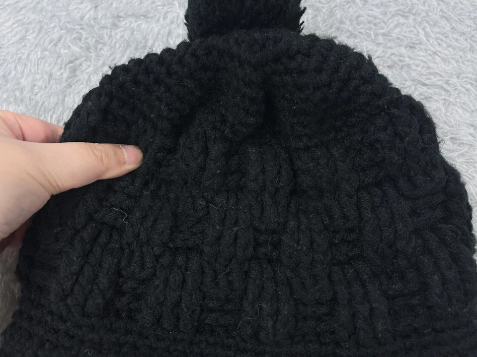 Dakine Beanie Toque Mujer Talla Única Negro Cesta Tejido Acrílico Oreja Solapa Pom Foto 3 de 4