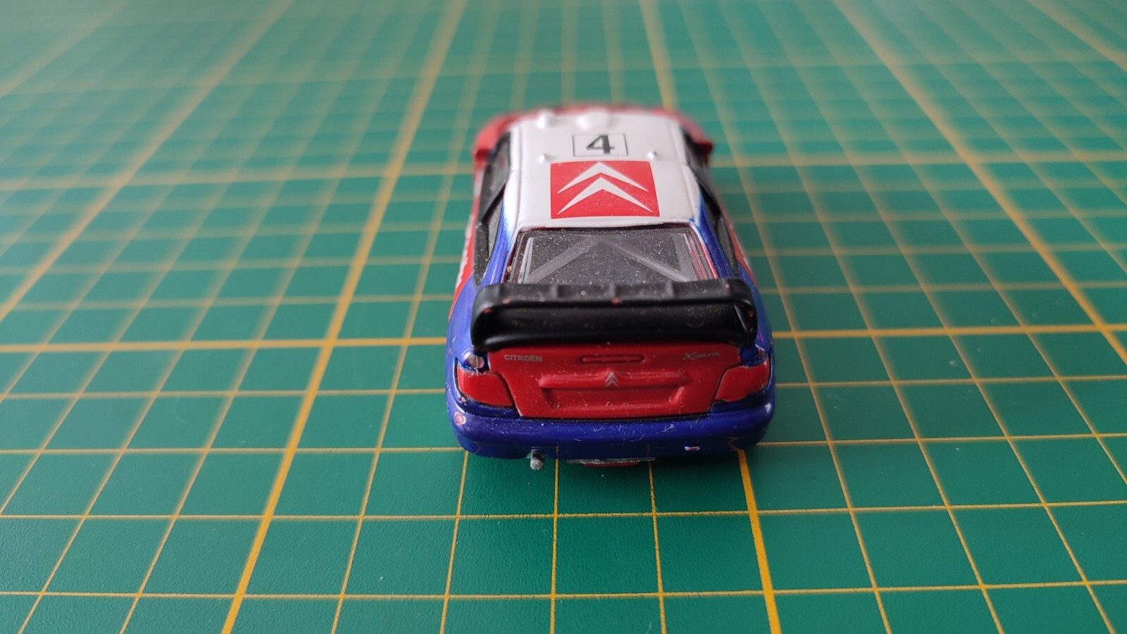 Picture 4 of 6