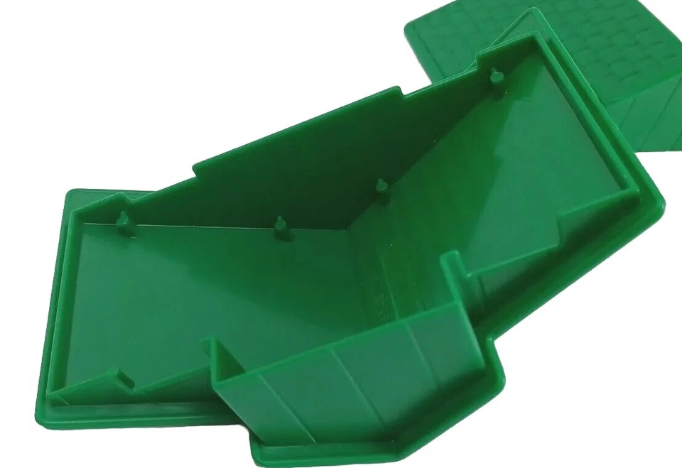 Two Lincoln Logs GREEN SHED PEAKED ROOFS 3" X 5" Hasbro M-6546 Replacement Part - Image 3 of 4