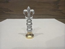 vintage stamp wax seal solid metal Fluer De Lis detailed handle scroll script C