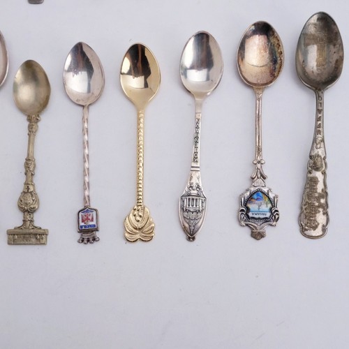 24 Piece Assortment of Silverplate Souvenir Spoons Hakone Rolex Apostle Sanibel - Picture 3 of 6