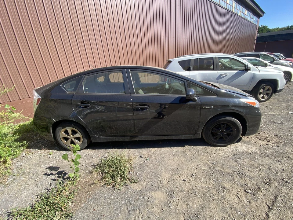 Conjunto de filtro de aire usado se adapta a: Toyota Prius Prius 2015 enchufable VIN DP 7º y 8 Foto 4 de 4