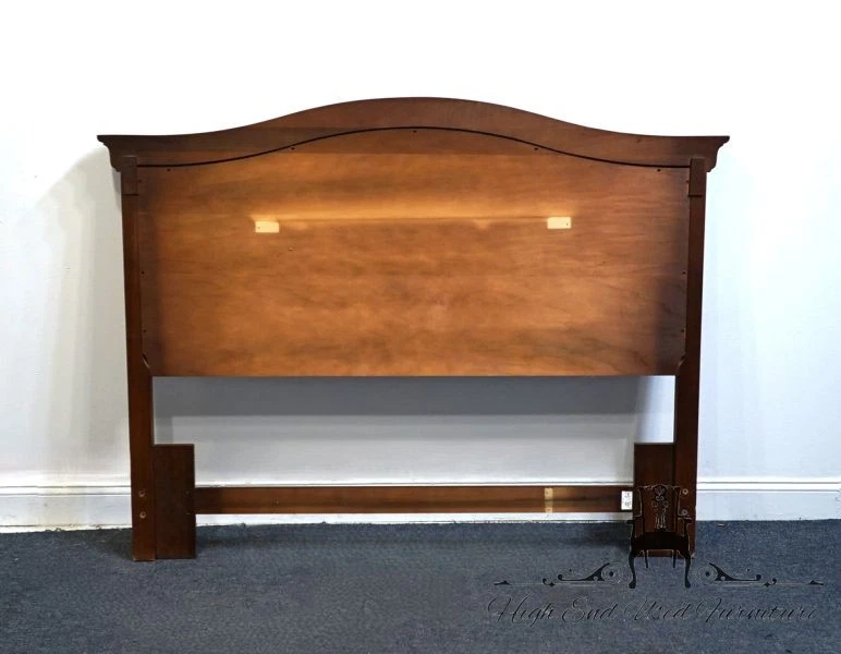 Cabecero THOMASVILLE IMPRESIONES Colección Martinica Talla Queen 34911-415 Foto 4 de 4