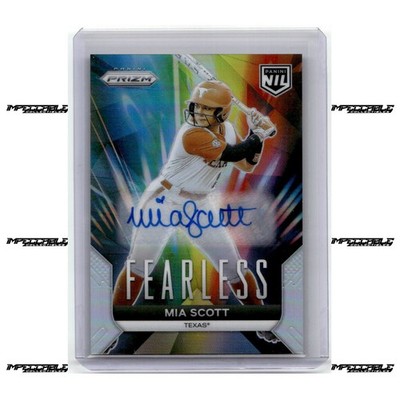 2025 Panini Texas NIL - Silver Prizm Fearless #F-2 Mia Scott Rookie Auto SSP