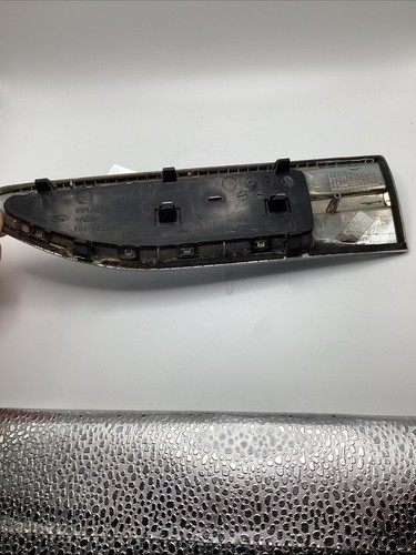 2010-2019 Ford Taurus OEM Passenger RH Side Front Fender Emblem AG13-16178 B - Picture 6 of 6