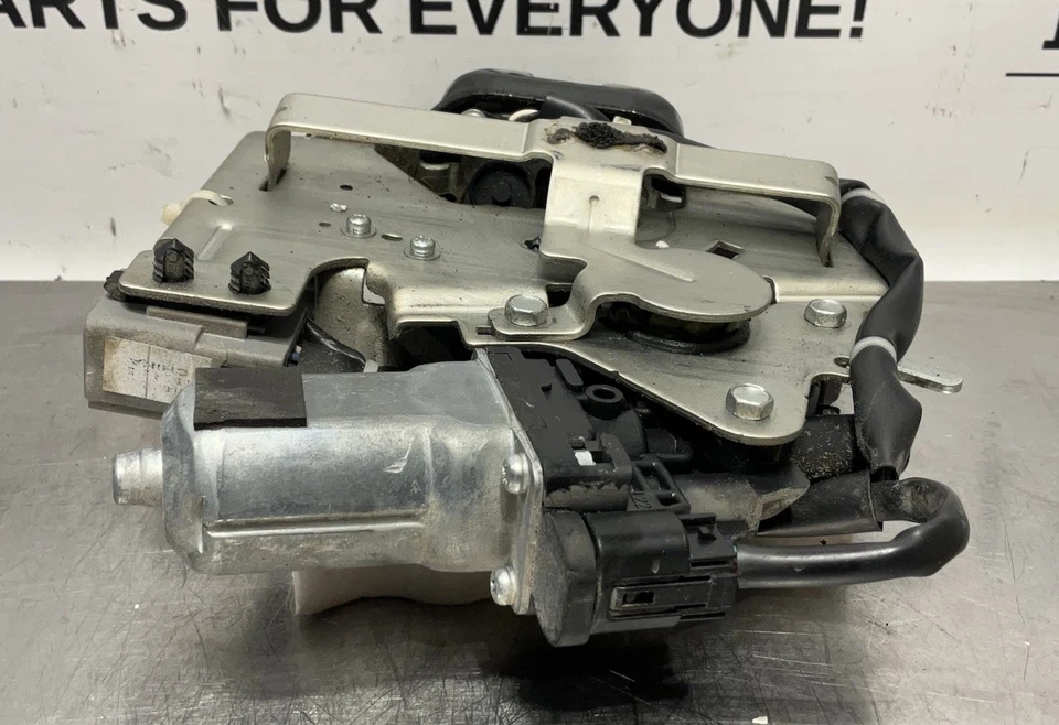 Chrysler Town & Country Power 2011-2016 puerta levadiza bloqueo pestillo actuador motor OEM Foto 3 de 4