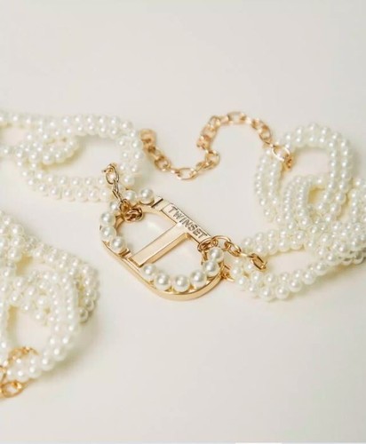 TWINSET MILANO Pearl Embellished chain Necklace with Metallic Oval T - Picture 3 of 5