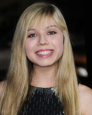 JENNETTE MCCURDY 8x10 PHOTO *