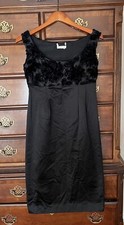Barbara Tfank Silk Lined Black Velvet Floral  Bateau Neck  Sheath Dress 4 midi
