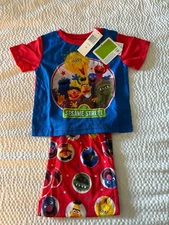 Sesame Street 2 Piece Short Sleeves/Pants Pajama Set 2T NEW