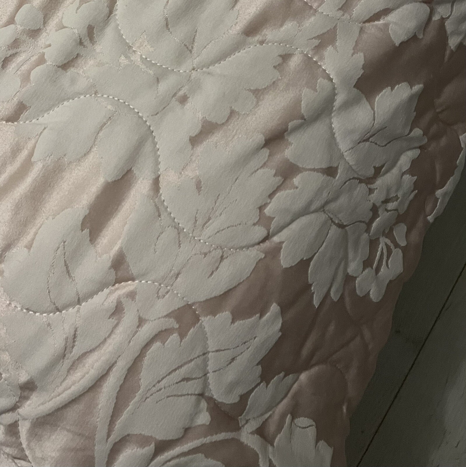 Dorma Dunelm Damask Jacquard Quilted Double Bedspread Quilt VGC eBay