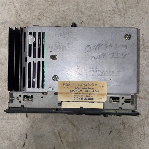 1990-1991 Buick Reatta AM/FM Radio Cassette Radio Equalizer 16085374- OEM- - Picture 4 of 6