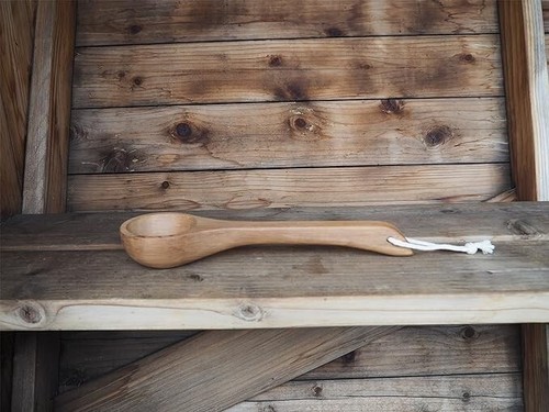 HSE Curved Cedar Sauna Ladle (100ml, Red Cedar) - Picture 6 of 9